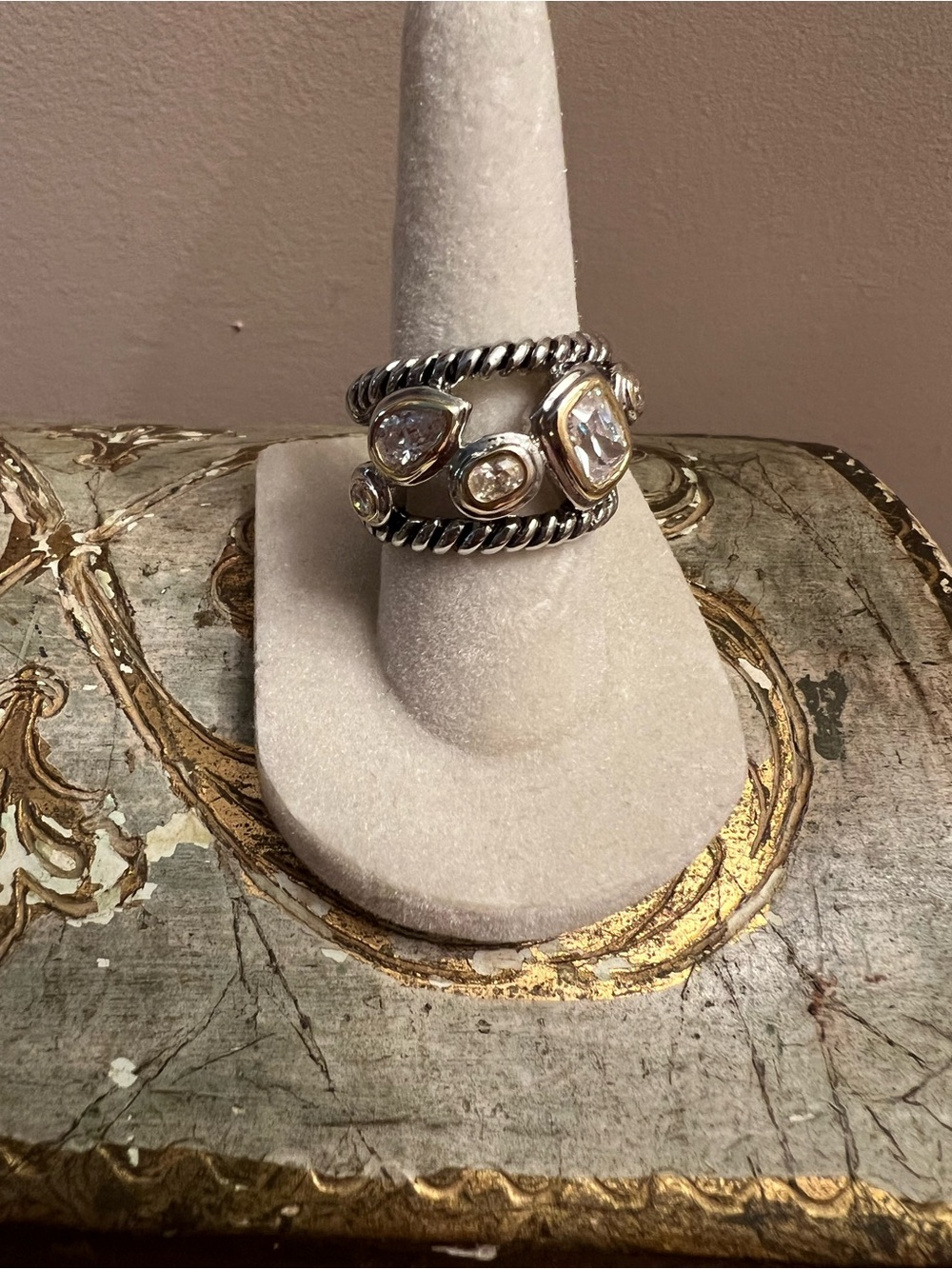 Two Tone Multi-Stone Twisted Silver and Gold Ring with CZ Stones - NWT Size 7 - Picture 7 of 7